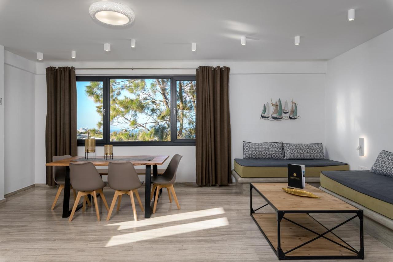 Christianna & George Luxury Hot Tub Apartment Φηρά Εξωτερικό φωτογραφία