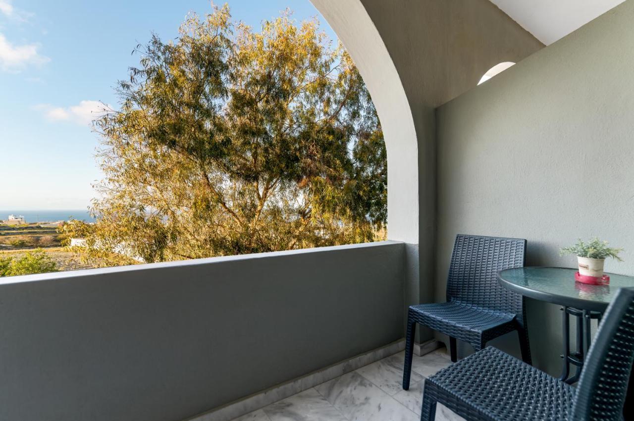 Christianna & George Luxury Hot Tub Apartment Φηρά Εξωτερικό φωτογραφία
